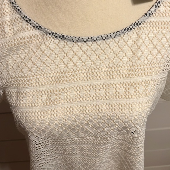 Miss Me Mesh Crop - Picture 2 of 3